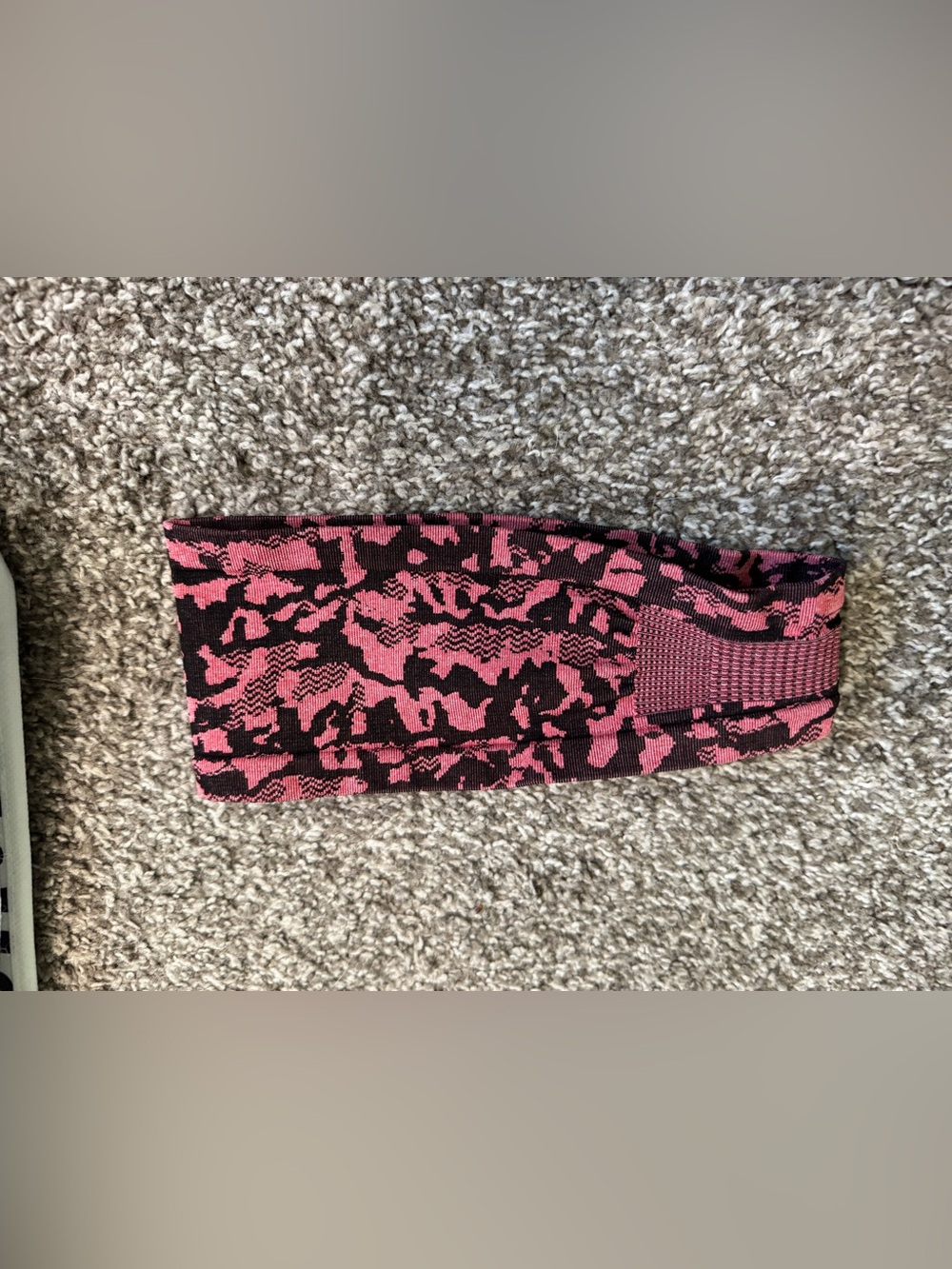 lululemon athletica Pink and Black Knit Headband - Picture 5 of 13